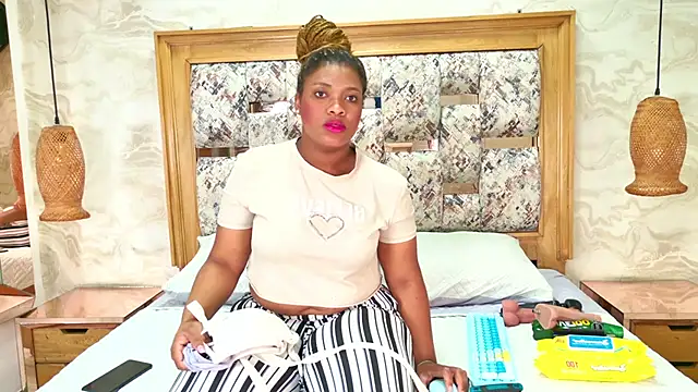 ZOLEY WATSON online show from March 2026 02:56:01 AM