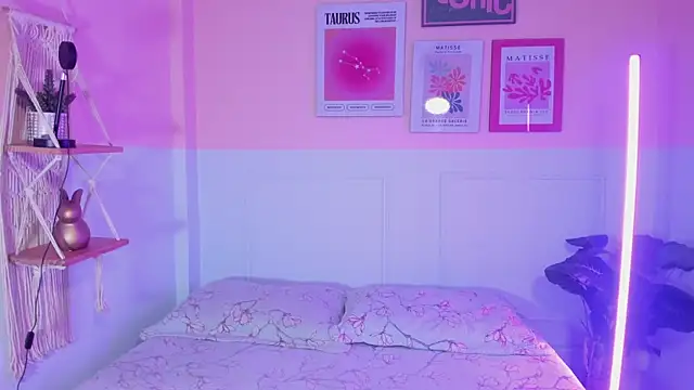 Camila Rivers online show from September 2025 12:07:02 PM