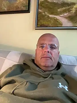 Snapshot of Renebisex chatting on April 2026 05:45:02 AM Renebisex online show from April 2026 05:45:02 AM