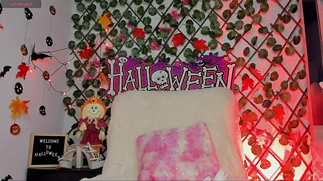 Snapshot of isabel_jaames chatting on October 2025 09:31:01 PM isabel jaames online show from October 2025 09:31:01 PM