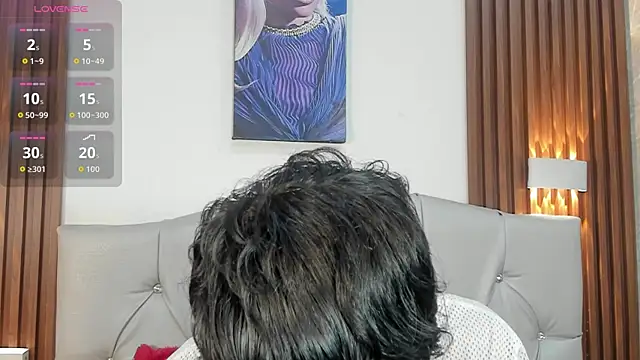 Axel  Evans online show from May 2026 01:18:01 PM