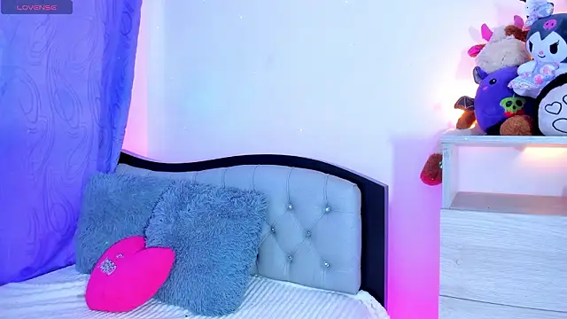 my aleja  online show from March 2026 12:50:02 PM