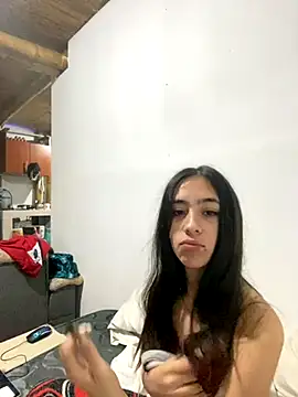 juliie star online show from November 2025 05:40:01 AM