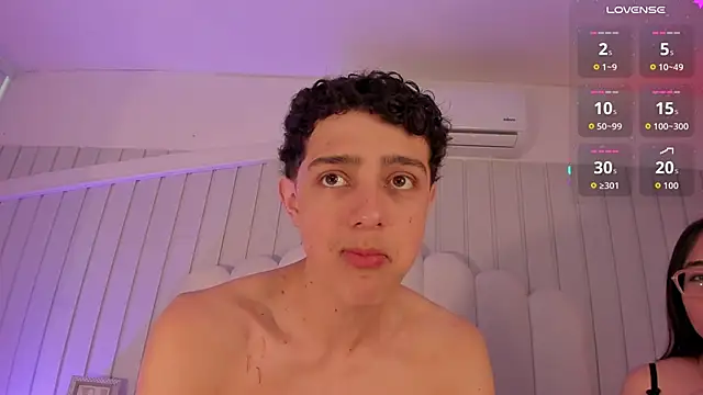 juliie star online show from March 2026 10:21:02 PM