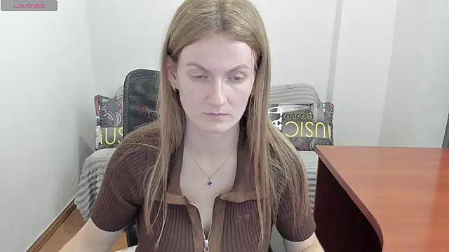 Snapshot of Alisha_Skyes chatting on July 2026 03:58:01 PM Alisha Skyes online show from July 2026 03:58:01 PM