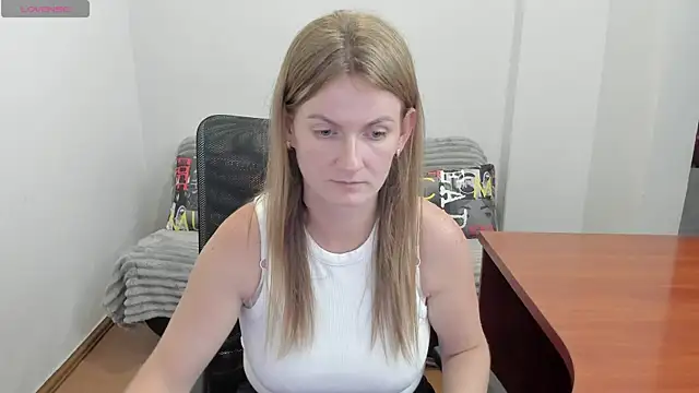 Snapshot of Alisha_Skyes chatting on July 2026 05:26:02 PM Alisha Skyes online show from July 2026 05:26:02 PM