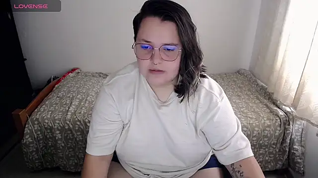 Snapshot of bl3ak_1 chatting on October 2025 07:02:01 PM bl3ak 1 online show from October 2025 07:02:01 PM