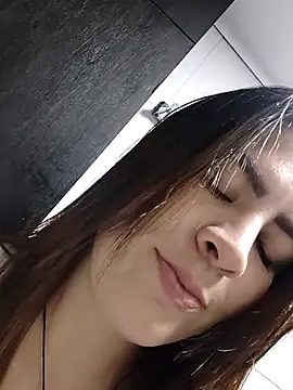 Snapshot of ImSophieFox chatting on February 2026 06:22:01 AM ImSophieFox online show from February 2026 06:22:01 AM