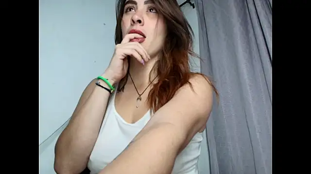 Snapshot of ImSophieFox chatting on February 2026 04:42:02 AM ImSophieFox online show from February 2026 04:42:02 AM