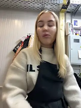 CandyVice online show from October 2025 05:11:02 PM