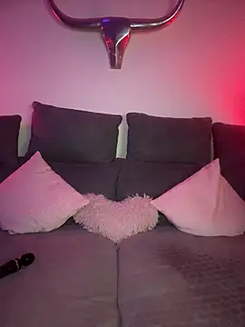 shortybig official online show from April 2026 04:12:02 AM