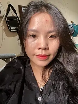 Snapshot of Bella_7777 chatting on September 2025 07:30:01 AM Bella 7777 online show from September 2025 07:30:01 AM