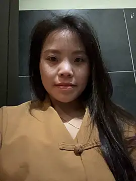 Snapshot of Bella_7777 chatting on May 2026 12:01:01 PM Bella 7777 online show from May 2026 12:01:01 PM