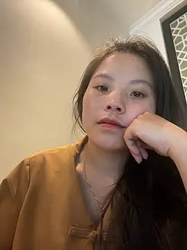 Snapshot of Bella_7777 chatting on May 2026 09:37:02 AM Bella 7777 online show from May 2026 09:37:02 AM