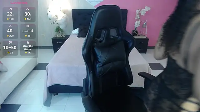 sophia brunette  online show from October 2025 11:32:02 AM