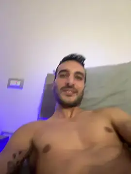 theitalianguy95 online show from December 2025 01:58:01 AM