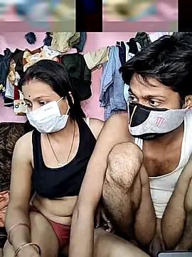 Snapshot of SweetnessSugar chatting on November 2025 06:37:02 PM SweetnessSugar online show from November 2025 06:37:02 PM