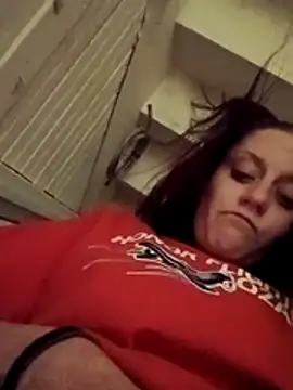 Snapshot of SweetnessSugar chatting on November 2025 10:10:02 AM SweetnessSugar online show from November 2025 10:10:02 AM