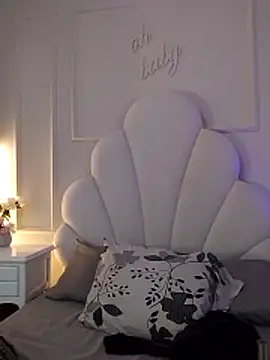 Kaylachannell online show from June 2026 03:40:01 AM