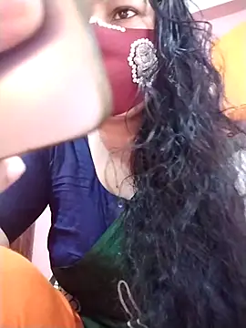 Snapshot of Prionti- chatting on October 2025 03:09:02 AM Prionti- online show from October 2025 03:09:02 AM