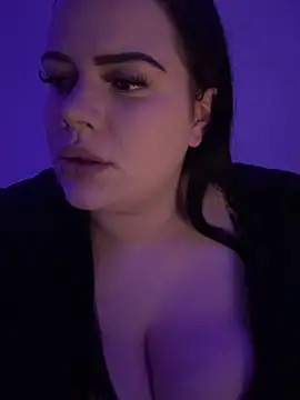 Shellybttn online show from March 2026 09:52:02 PM