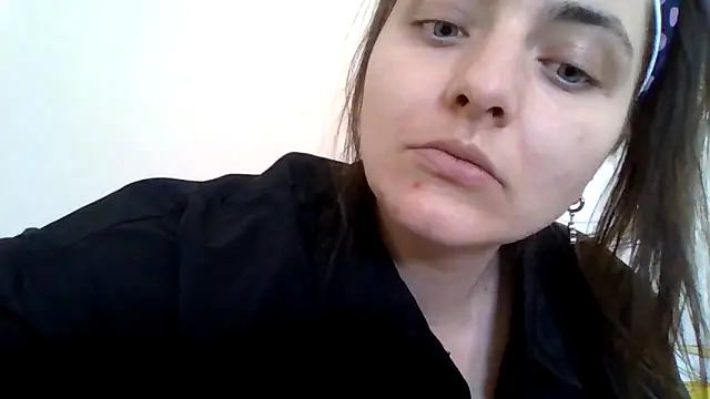 DInaraXRose online show from May 2026 10:01:01 AM