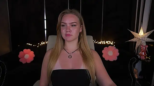 CelesteNoir online show from May 2026 06:03:01 PM
