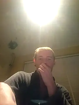 Snapshot of piercingpik chatting on October 2025 08:43:02 PM piercingpik online show from October 2025 08:43:02 PM