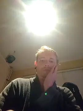piercingpik online show from May 2026 07:56:02 PM