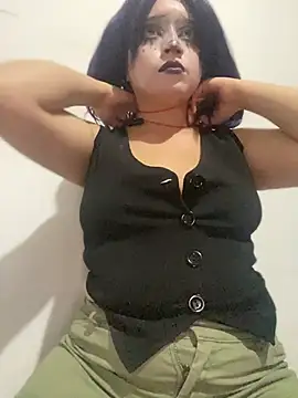 Snapshot of Lucy_YupiSweet chatting on April 2026 08:13:01 AM Lucy YupiSweet online show from April 2026 08:13:01 AM