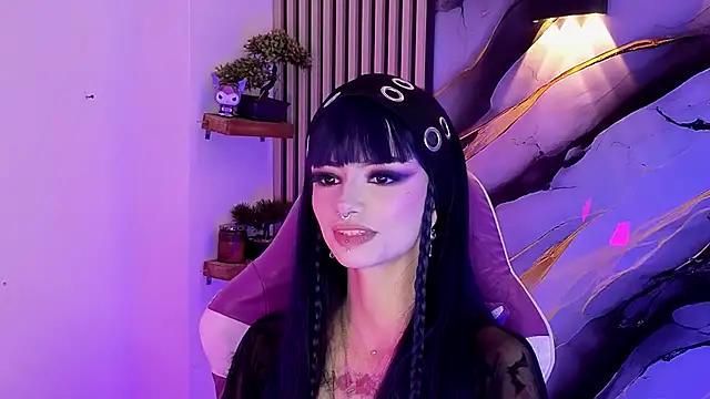 chloe jacksonn online show from July 2026 10:37:01 PM