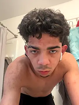 Snapshot of Ryan_12xX chatting on December 2025 08:05:02 PM Ryan 12xX online show from December 2025 08:05:02 PM