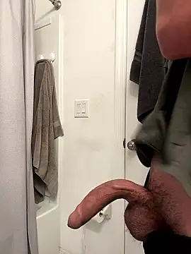 Snapshot of Ryan_12xX chatting on January 2026 10:44:02 PM Ryan 12xX online show from January 2026 10:44:02 PM