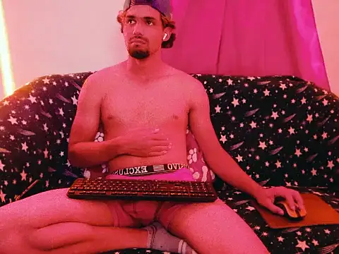 Snapshot of cristian-gp chatting on October 2025 01:58:02 AM cristian-gp online show from October 2025 01:58:02 AM