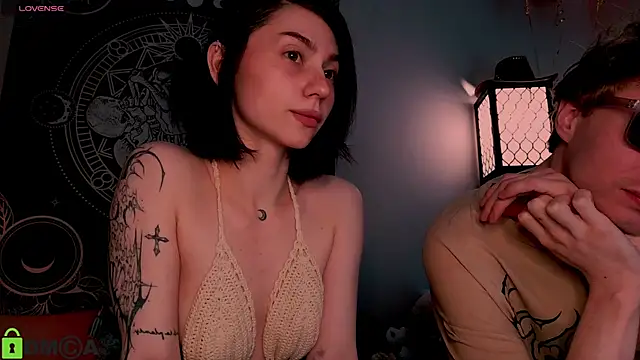 poisondevotion online show from May 2026 04:59:02 PM