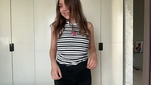 NebulaHaven online show from October 2025 06:05:02 PM