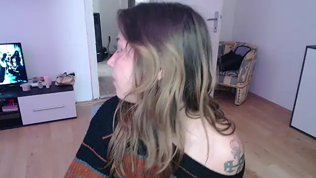 Aliens4twenty online show from November 2025 09:55:02 AM