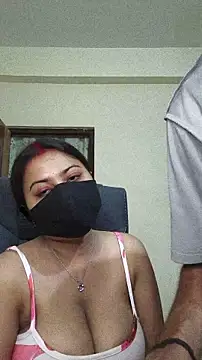 SassyWildCouple online show from May 2026 04:24:02 PM