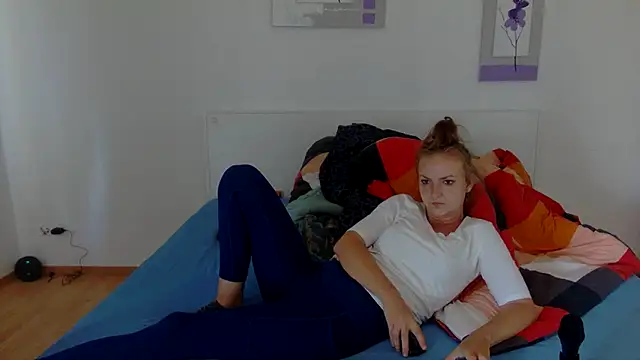 hornycouplefuck12 online show from September 2025 01:10:01 PM