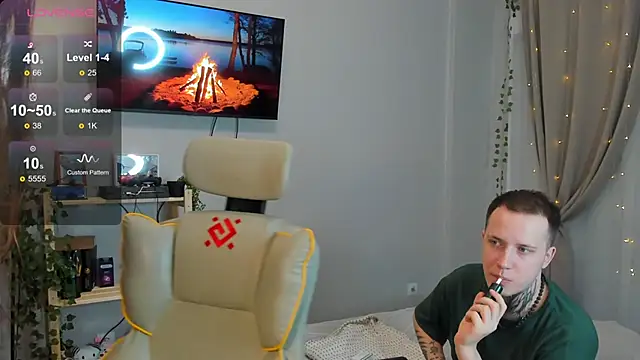 Snapshot of wwow_meow chatting on February 2026 03:53:01 PM wwow meow online show from February 2026 03:53:01 PM