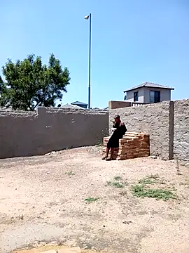 Snapshot of KinkyJ_ chatting on October 2025 09:32:01 AM KinkyJ online show from October 2025 09:32:01 AM