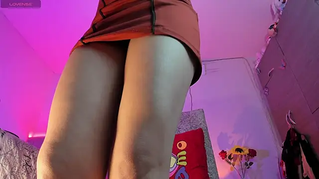 hot Dariana pantyhose online show from April 2026 02:26:01 PM