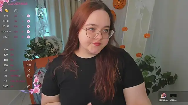 Snapshot of Neko_Moor chatting on November 2025 08:33:02 PM Neko Moor online show from November 2025 08:33:02 PM