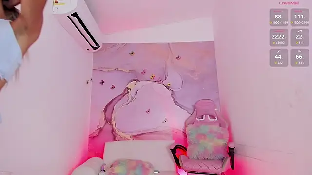 Maariangel online show from September 2025 03:18:02 AM