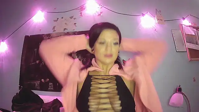 Snapshot of ovmilf chatting on December 2025 03:21:01 PM ovmilf online show from December 2025 03:21:01 PM