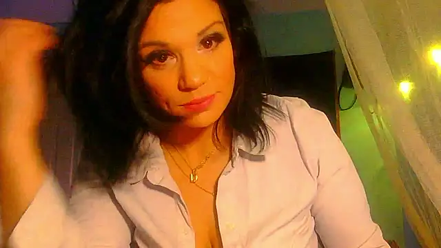 Snapshot of ovmilf chatting on January 2026 05:20:01 AM ovmilf online show from January 2026 05:20:01 AM