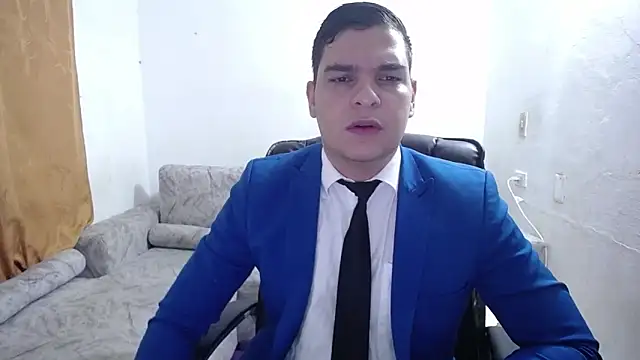 Victor Maitland online show from May 2026 07:10:02 PM