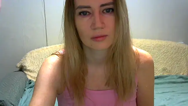 Snapshot of JessFoxxx chatting on October 2025 03:21:02 AM JessFoxxx online show from October 2025 03:21:02 AM