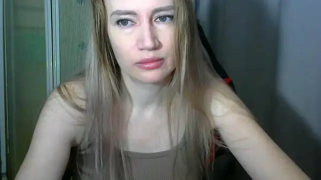Snapshot of JessFoxxx chatting on March 2026 03:11:02 AM JessFoxxx online show from March 2026 03:11:02 AM