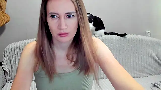Snapshot of JessFoxxx chatting on May 2026 03:57:01 AM JessFoxxx online show from May 2026 03:57:01 AM